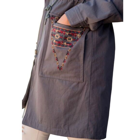 NWT Tea n Rose size S/M embroidered boho style coat. - Picture 2 of 7